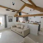 Red Rose קוקרמאות'